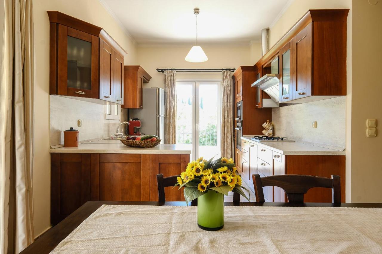 Casa Bianca Villa Kanali  Ngoại thất bức ảnh
